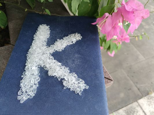 Economic 93/7 Saturated TGIC Polyester Resin For Sand Texture Powder Coatings